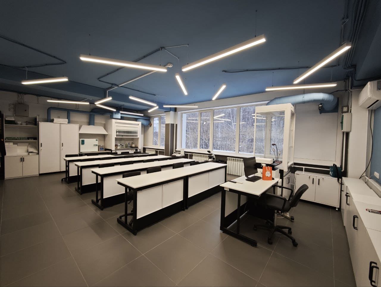 Школа Юный химик ХФ НИ ТГУ